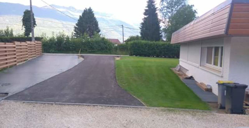 Photo de la création d'une allée
